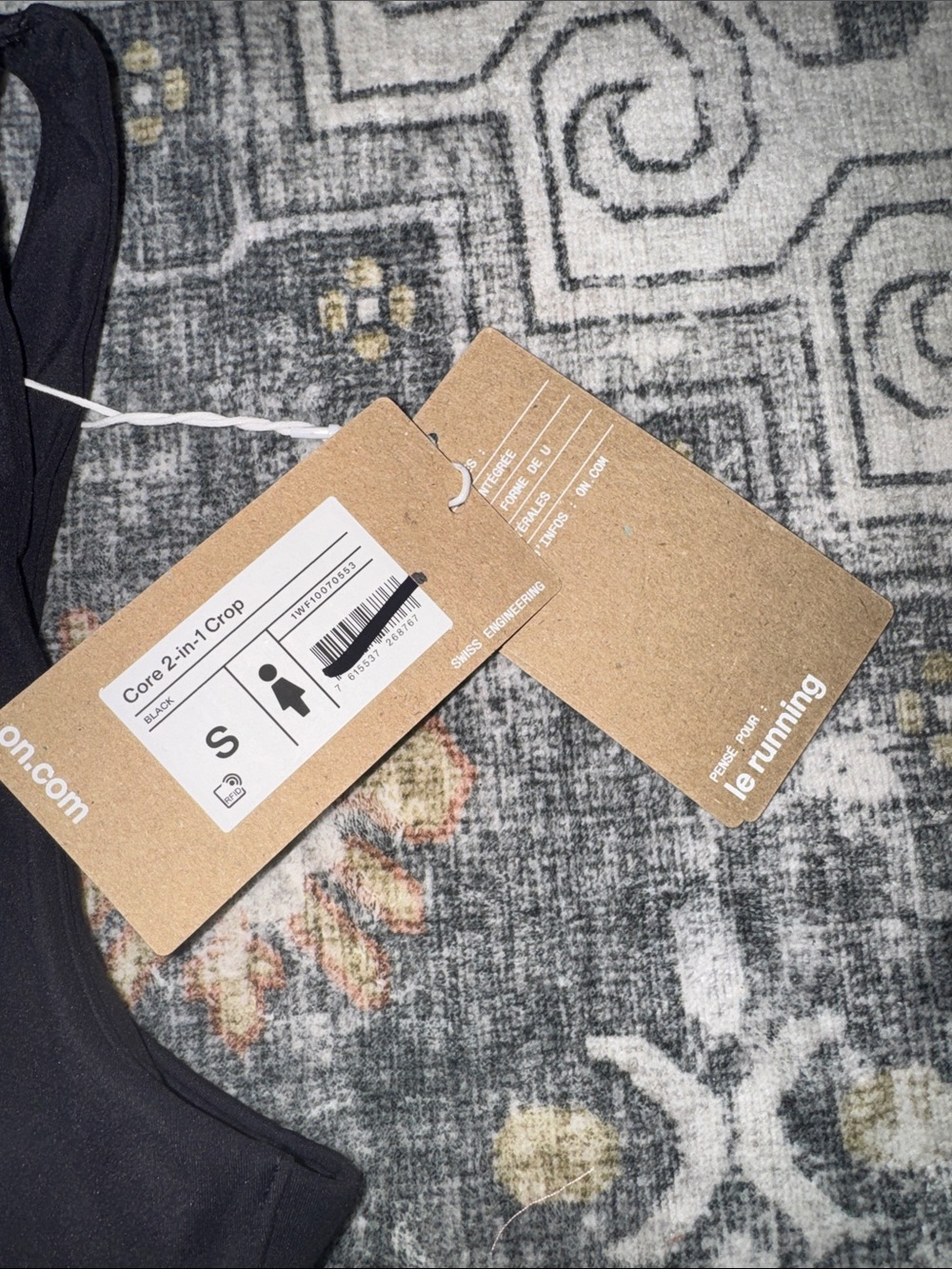 NWT On Women's Core 2-in-1 Crop Sz Small - Picture 4 of 8